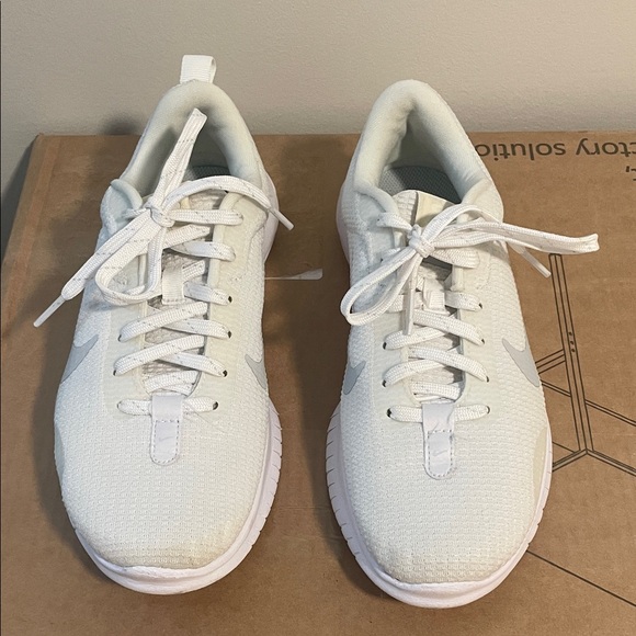 Nike Women's White and Silver Sneakers - Picture 1 of 5
